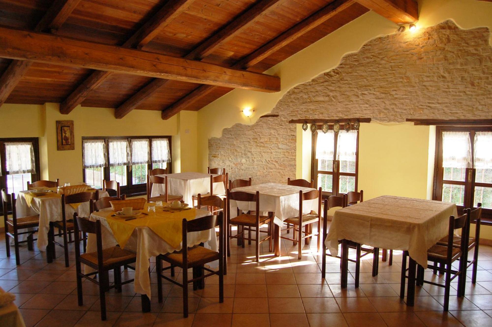 Agriturismo 'D Raine Montelupo Albese Εξωτερικό φωτογραφία